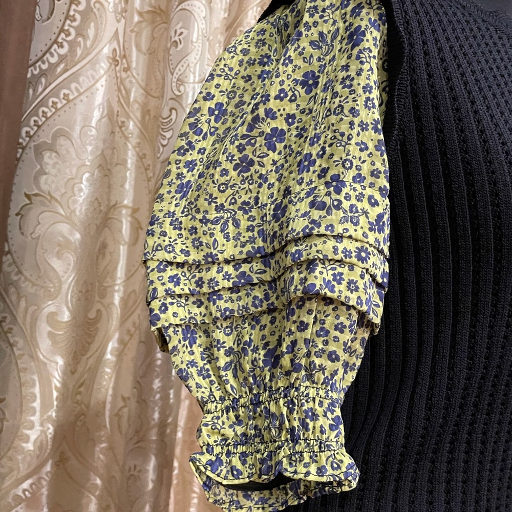 Blouse - Picture 14 of 16